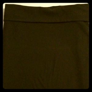 Black pencil skirt